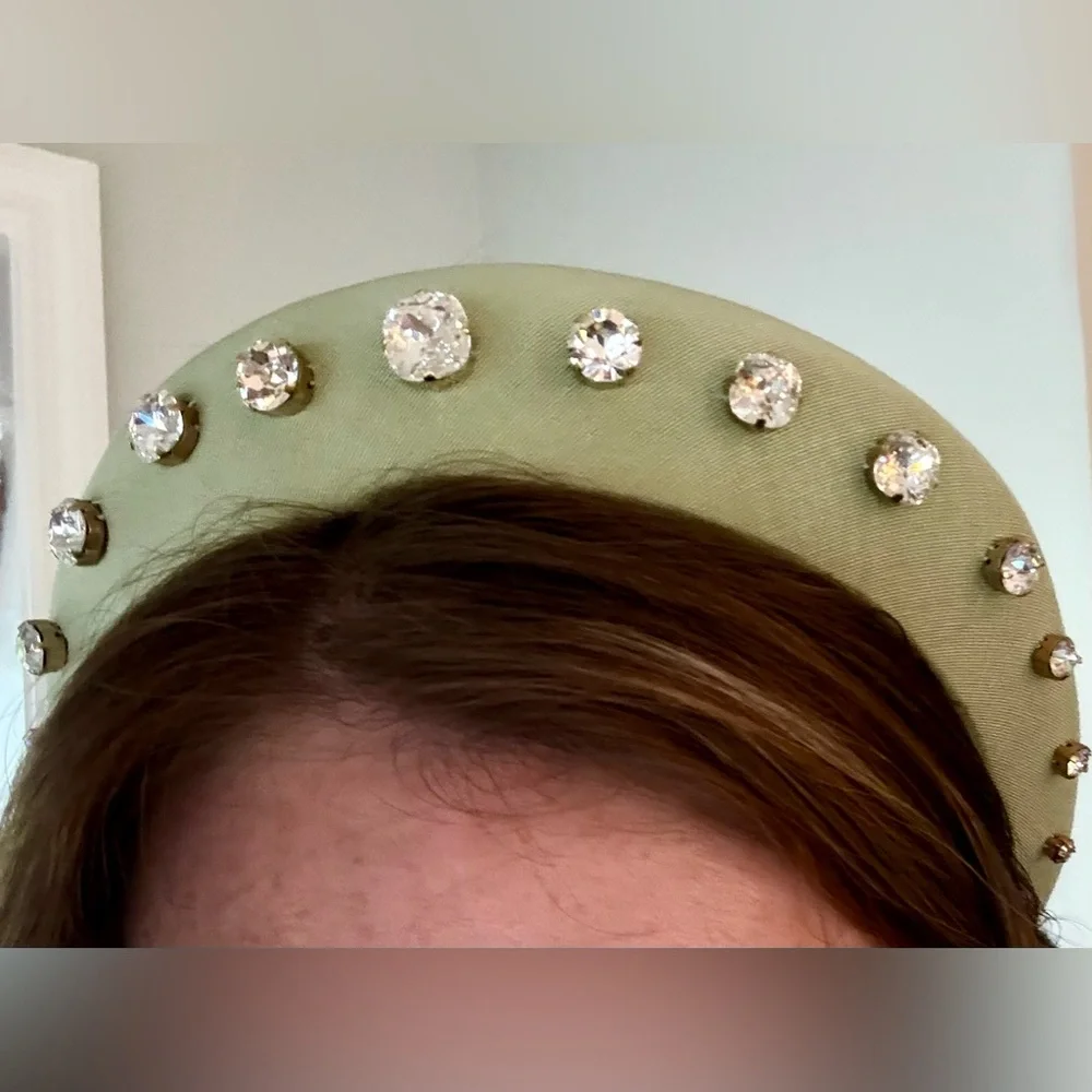 💚 FLAWED - Hill House Green Moire Jeweled Halo Headband 💚 - Picture 5 of 15